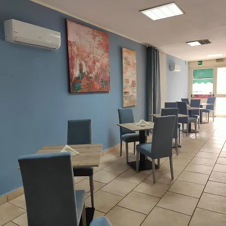 Sirio Apartahotel 3*